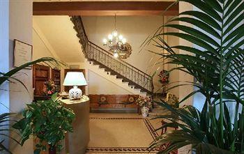 Hotel Maya 3*